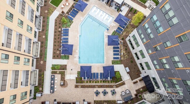 Building Photo - 4312 Yancey Rd