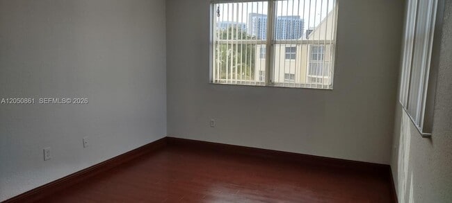 Building Photo - 8215 Lake Dr