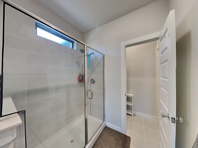 Building Photo - LIKE NEW HOME BUILT IN 2024 IN HIGHLY SOUGHT AFTER MADERO ADDITION IN HASLET