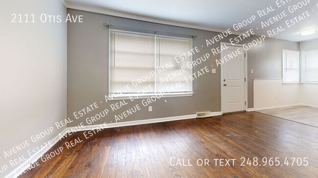 Building Photo - 2111 Otis Ave