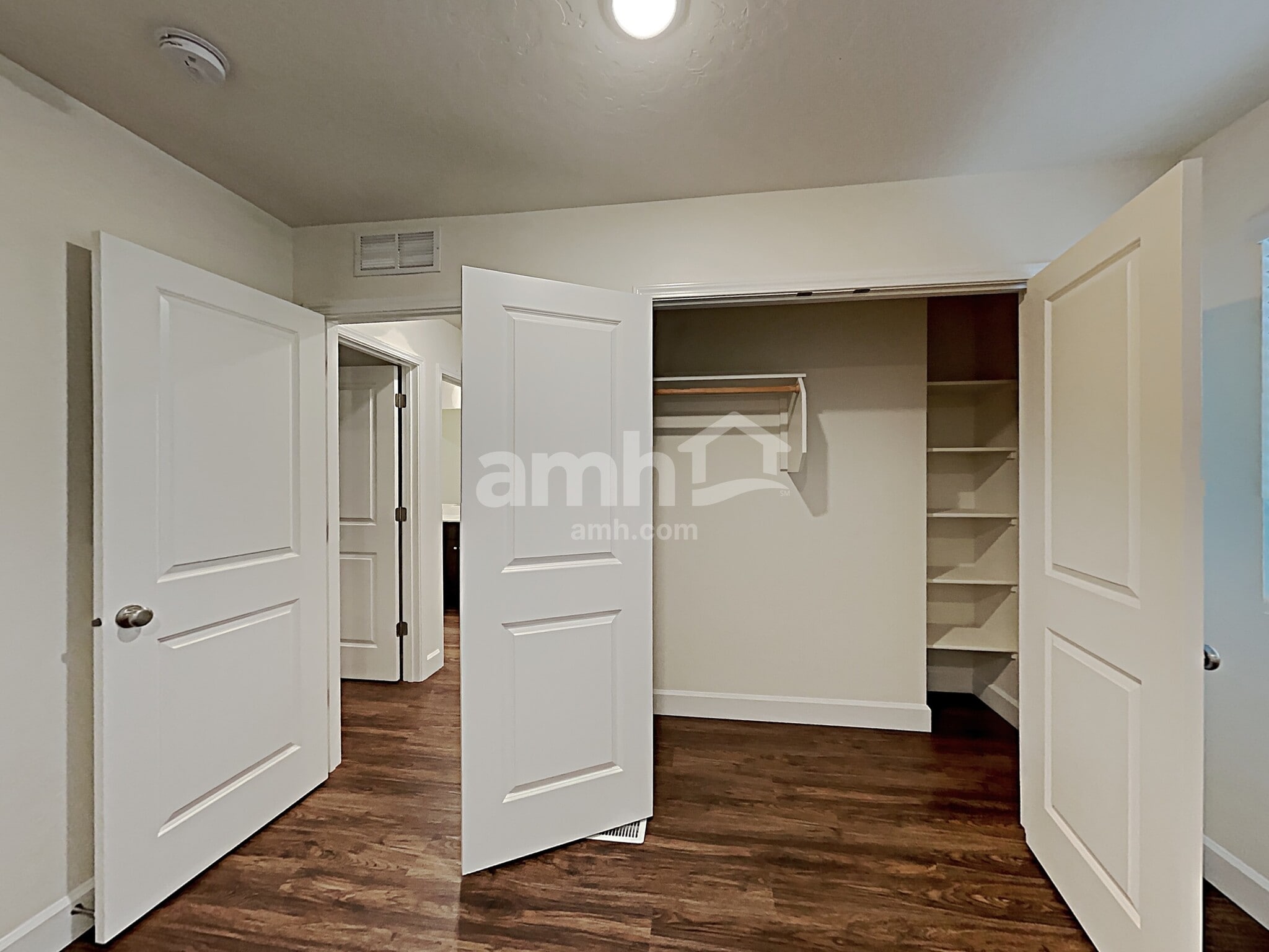 Building Photo - 9447 W Hiden Stream St