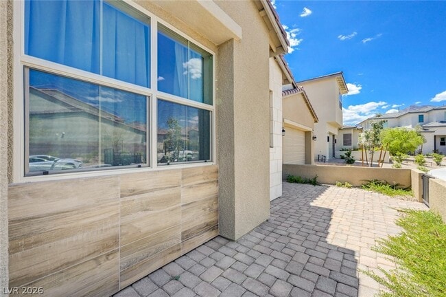 Building Photo - 11831 Giroma Ave