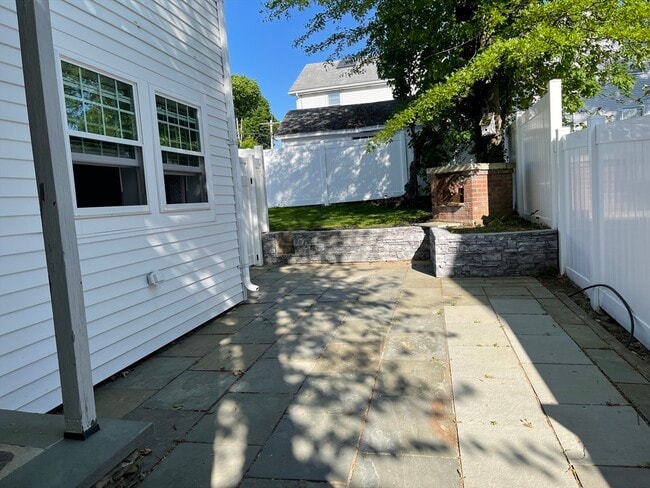 Building Photo - 49 Beal Rd