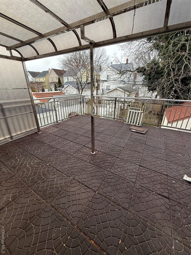 Building Photo - 46-20-4190 190th St