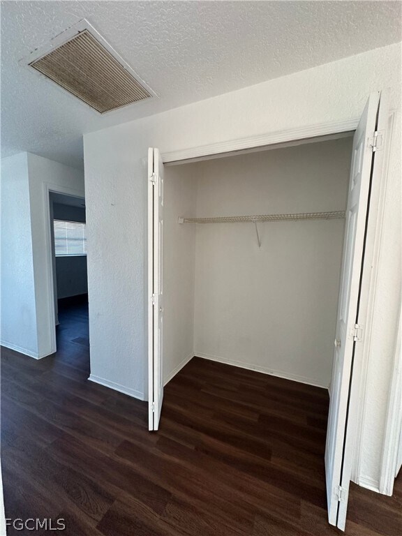 Building Photo - 2429 George Ave S