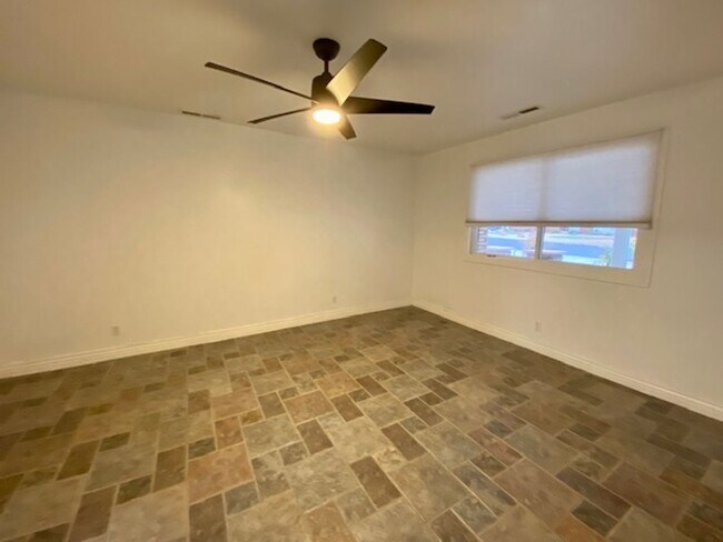Building Photo - SPACIOUS HOME IN SANTA CLARA COMING SOON!