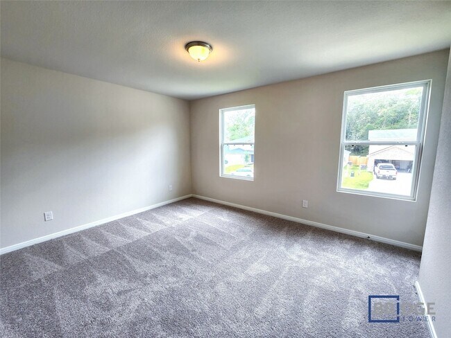 Building Photo - 10083 Cerritos dr