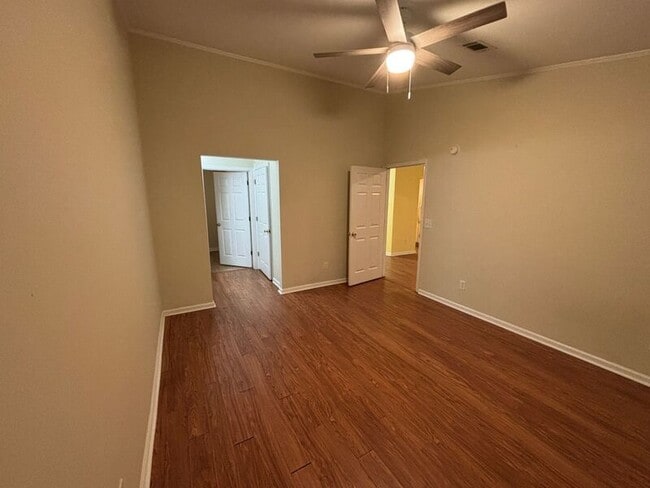 Building Photo - 1557 Blaze Ln