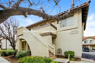 Building Photo - Spacious Mission Viejo Studio