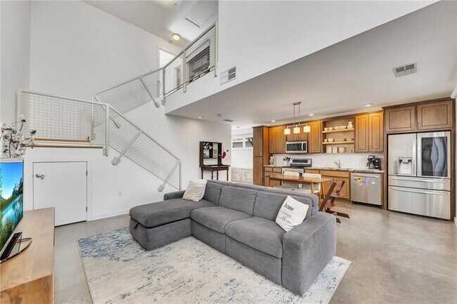 Building Photo - 1213 Van Allen Mews NW
