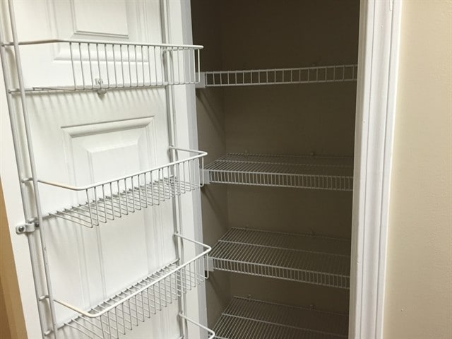 Building Photo - 171 Arbor Village Dr