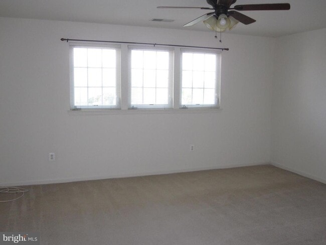 Building Photo - 2106 Harrow Dr