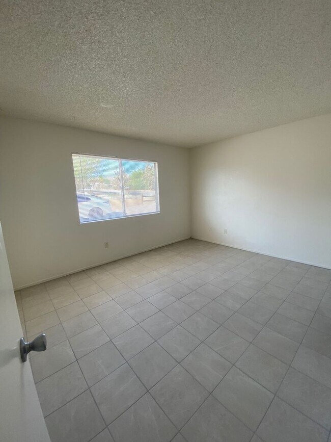 Building Photo - 7455 Fox Trl