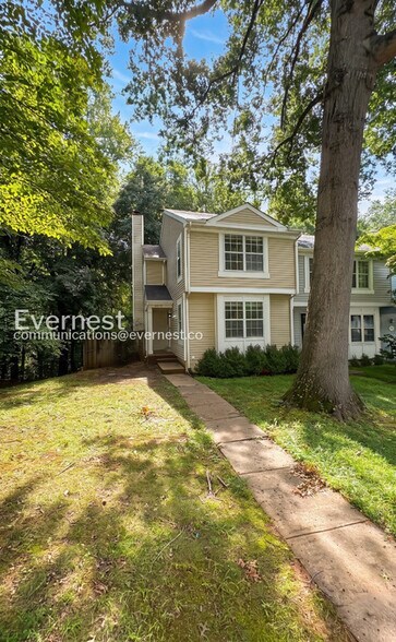 Building Photo - 15375 Inlet Pl