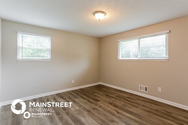 Building Photo - 6103 Frieda St