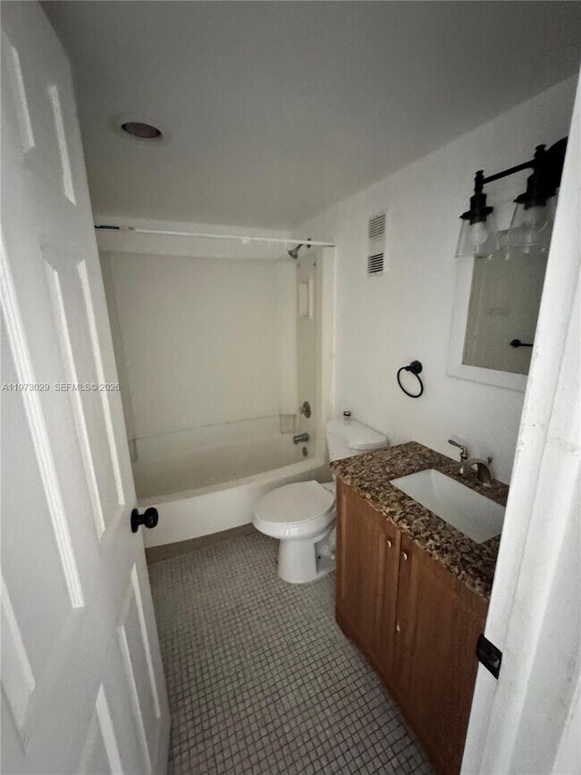 Building Photo - 4241 NW 19th St