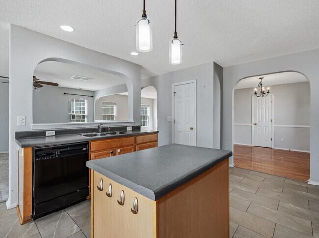 Building Photo - 4810 Rockport Dr