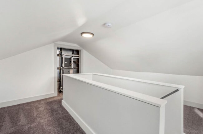 Building Photo - 3 Bedroom 1.5 Bath - Pittsburgh