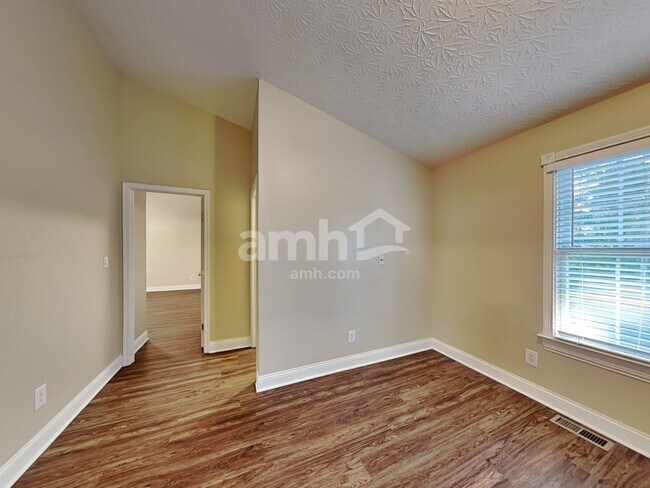 Building Photo - 10418 Antietam Rdg