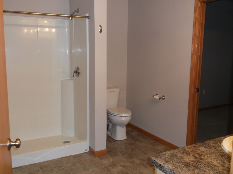 Building Photo - 416 New Age Cir