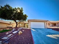 Building Photo - 2033 Riderwood Ave