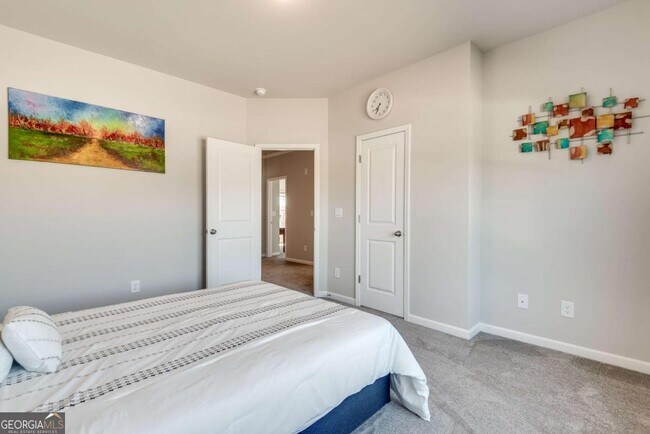 Building Photo - 7540 Carson Ct