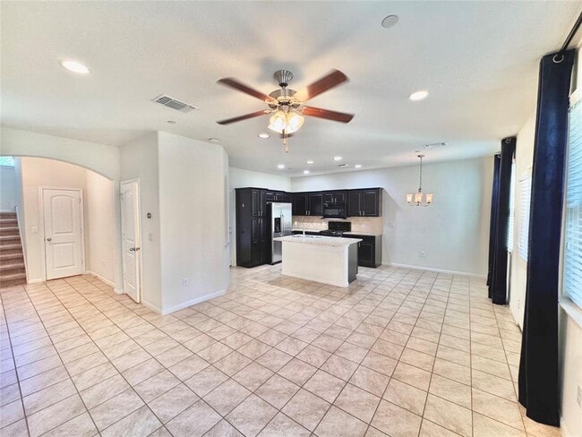 Building Photo - 1001 Zodiac Ln