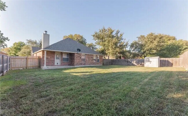Building Photo - 5907 Drystone Ln
