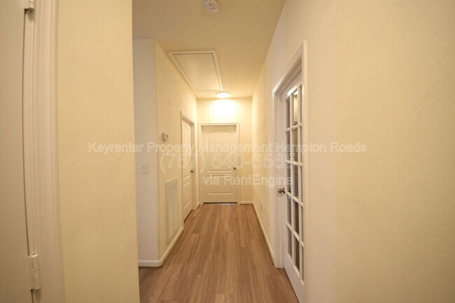 Building Photo - 126 Peck Ln