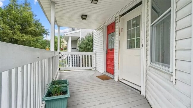 Building Photo - 89 Rochambeau Ave