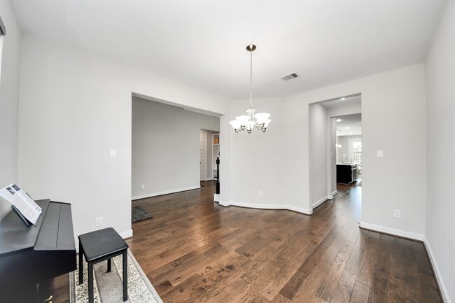 Building Photo - 2707 Brighton Willow Way
