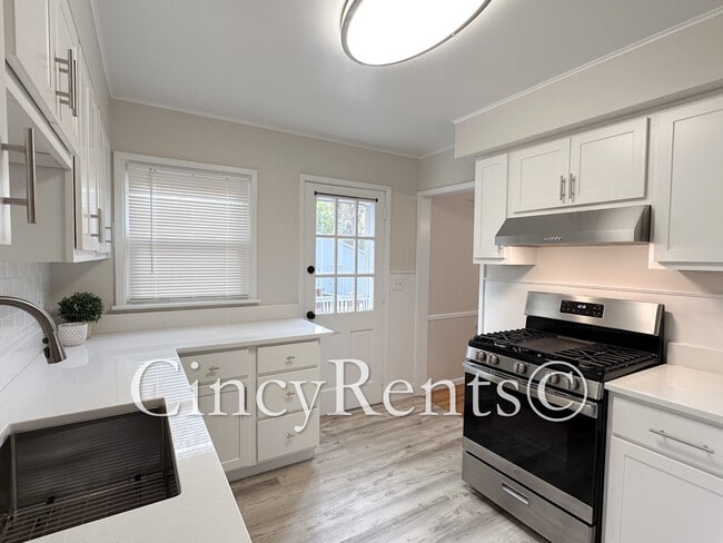 Building Photo - 4657 Kugler Mill Rd