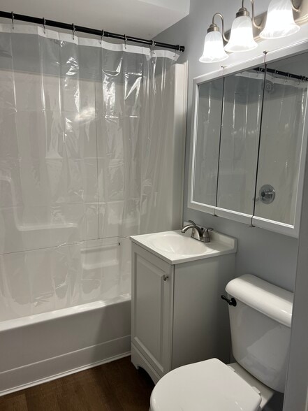 1st floor bathroom - 2301 Presque Isle Ave