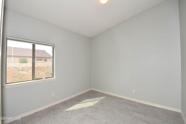 Building Photo - 14325 Navajo Point Dr