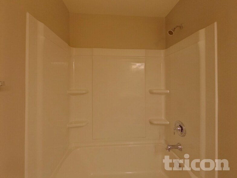 Building Photo - 1146 Rankin Oaks St