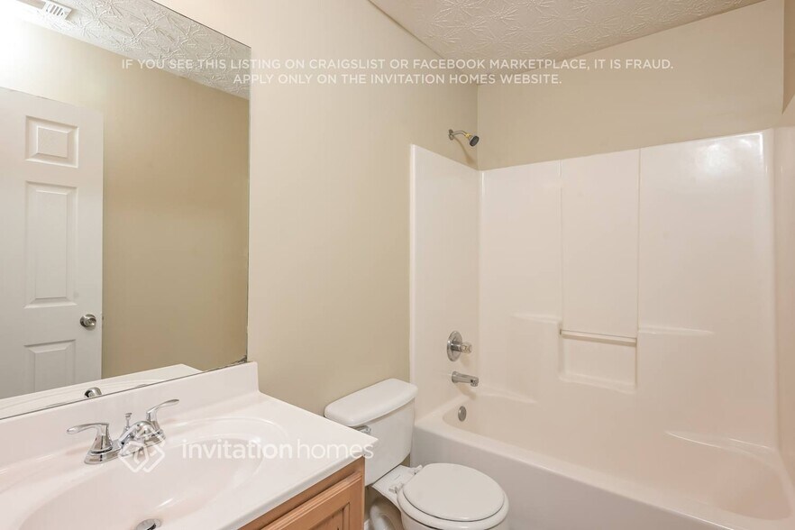 Building Photo - 596 Pond Lillies Rd SE