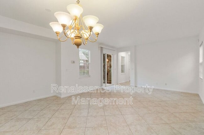 Building Photo - 288 W Fauna Ave