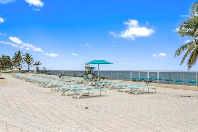 Building Photo - 2501 S Ocean Dr