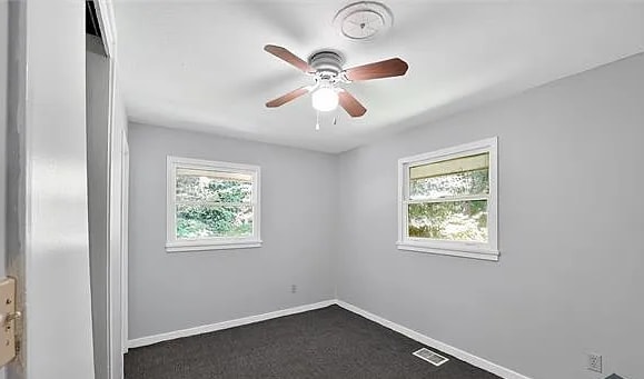 Building Photo - 704 Valleyview Dr