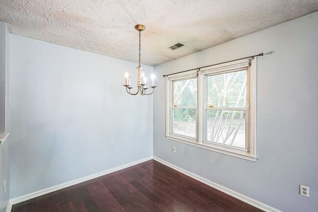 Building Photo - 2317 Valery Ct
