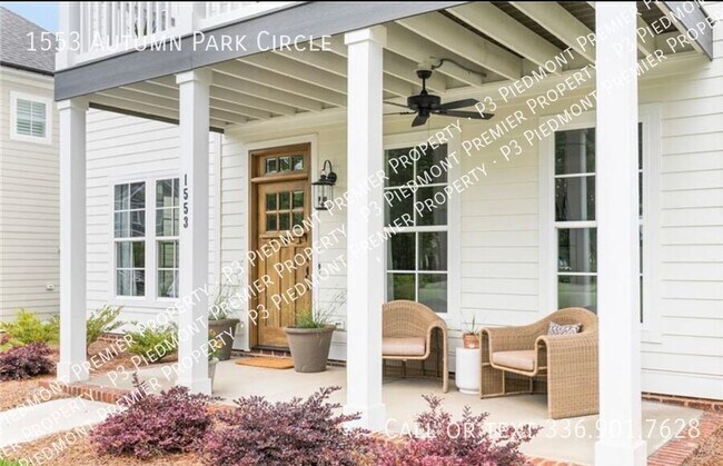 Building Photo - 1553 Autumn Park Cir