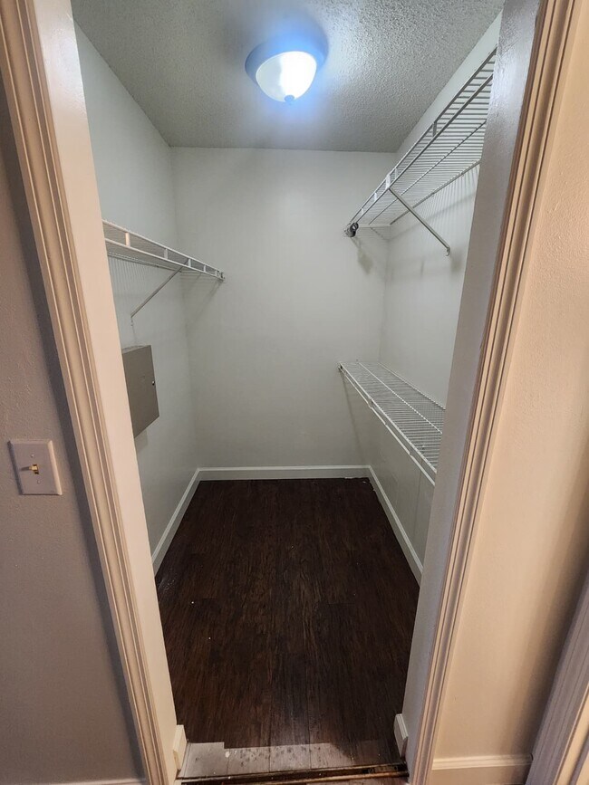 Building Photo - 3103 Rio Grande Trail