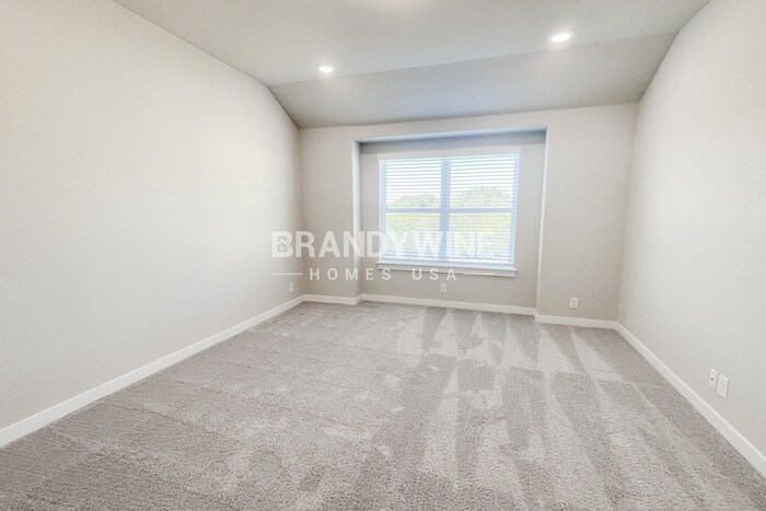 Building Photo - 10402 Ida Gdn Wy