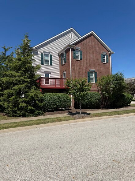 Building Photo - 8148 Chester Pky