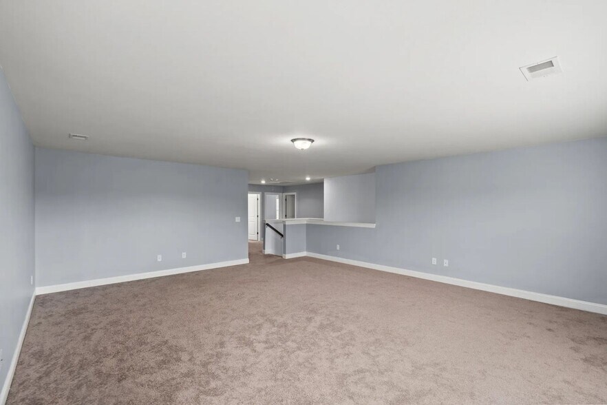 Building Photo - 2593 Pegasus Pl