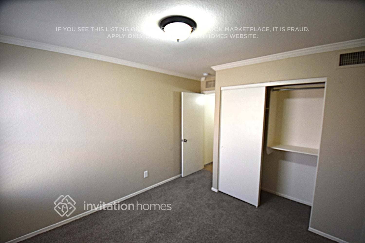 Building Photo - 2361 E Pinto Dr