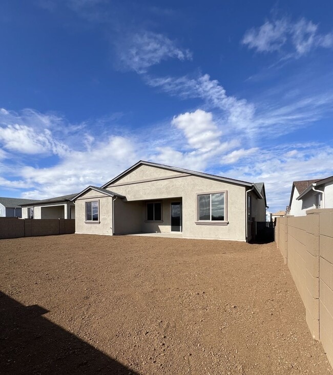 Building Photo - Brand New Home in Pronghorn Ranch