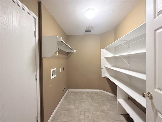 Building Photo - 9209 Centennial Dr