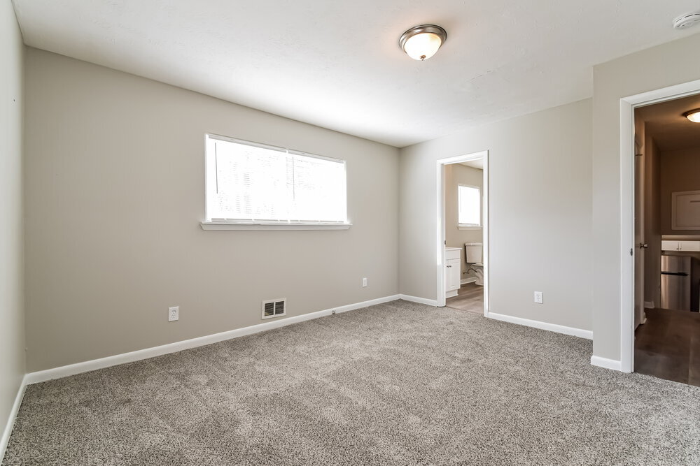 Building Photo - 9184 Homewood Dr