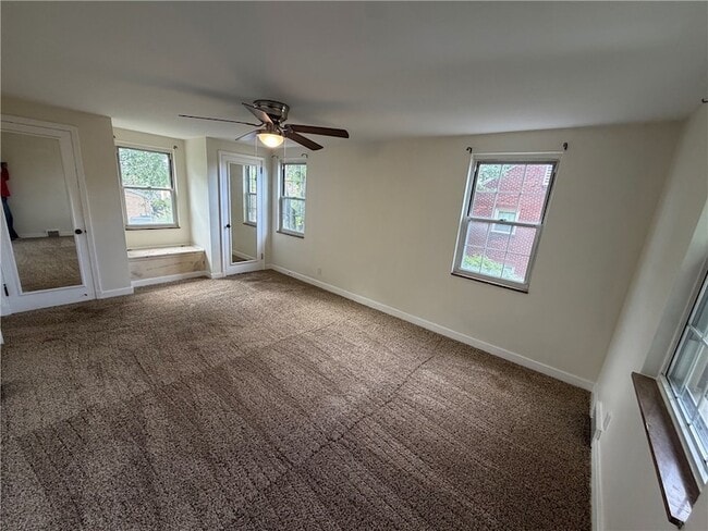 Building Photo - 218 Jackson Cir